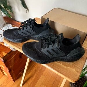 Adidas Ultra Boost Triple Black Size 11